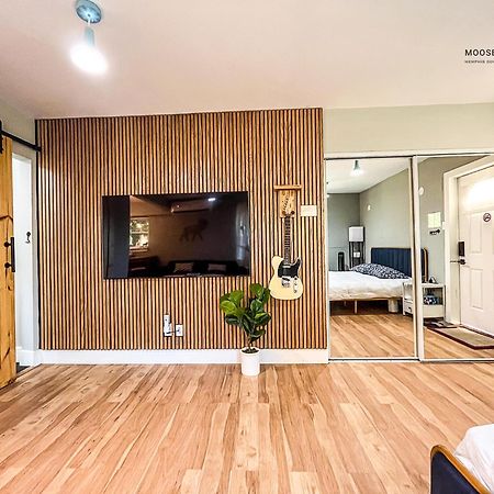 ממפיס The Moose #7 - Instaworthy Studio With Amazing Views, Free Parking & Heated King Bed מראה חיצוני תמונה